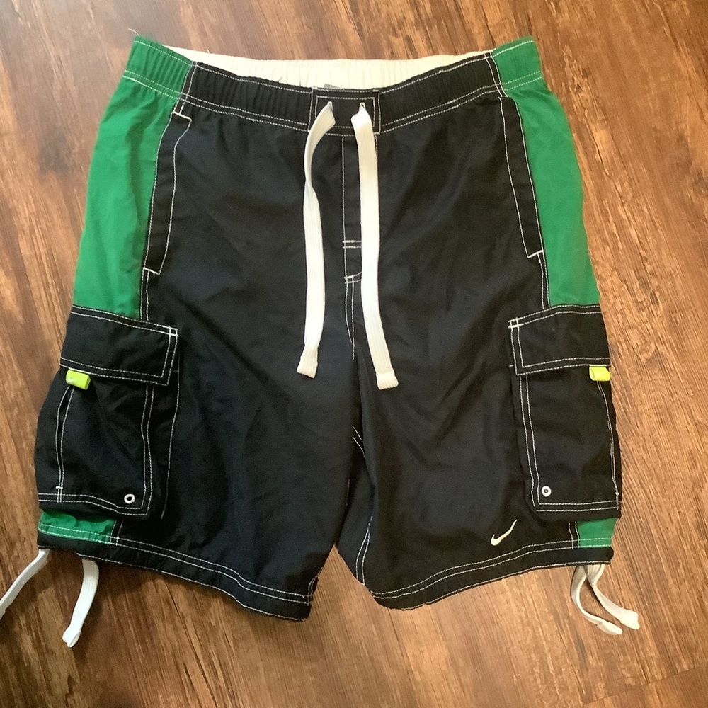Vintage Nike men cargo‎ retro skater Y2K shorts med drawstring green black